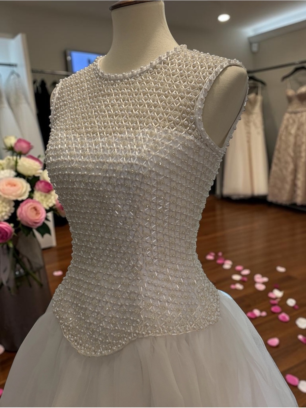 L'Amour Ivory Beaded Bodice Tulle Ball Gown - Picture 3 of 16